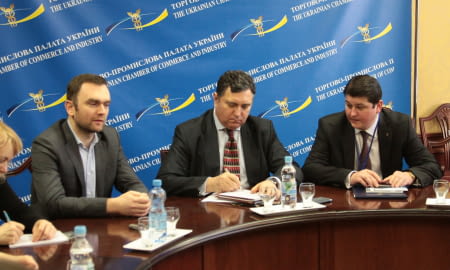 РИНОК ОБЛІГАЦІЙ МОЖЛИВИЙ ЛИШЕ ЗА УМОВИ ЗАХИСТУ ПРАВ ЇХ ВЛАСНИКІВ