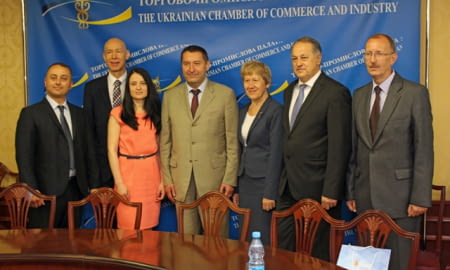 ЛИТВА ЗАЦІКАВЛЕНА В УКРАЇНСЬКОМУ ШВЕЙНОМУ ВИРОБНИЦТВІ, А НІМЕЧЧИНА - У СПІВПРАЦІ В ЕЛЕКТРОТЕХНІЧНІЙ ПРОМИСЛОВОСТІ