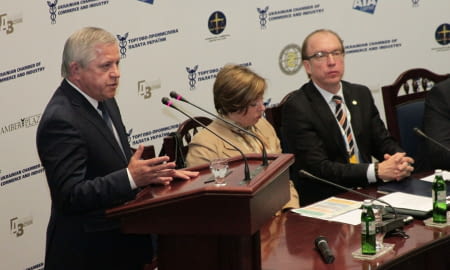 «КОЛИ ДЕРЖАВА ДОЛАЄ ВЕЛИЧЕЗНІ РИЗИКИ, ПЕРШОЧЕРГОВЕ ЗНАЧЕННЯ МАЄ КОНСОЛІДАЦІЯ ДІЙ »