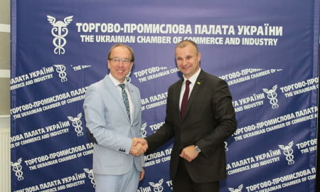 ЧИМ ДАЛІ В ЛІС, ТИМ БЛИЖЧЕ СЛОВЕНІЯ