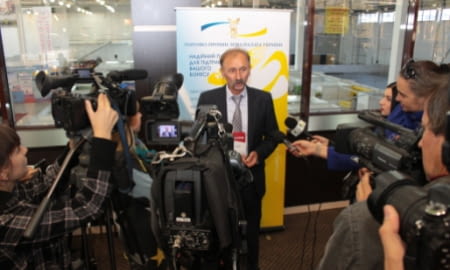 ОЛЕГ ЮХНОВСЬКИЙ: «РОЗШИРИТИ РИНКИ ЗБУТУ - ПІДТРИМАТИ НАЦІОНАЛЬНОГО ВИРОБНИКА»
