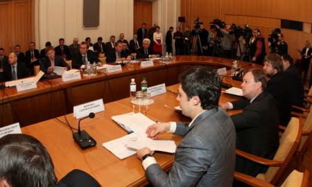 ЗРОСТАННЯ УКРАЇНСЬКОГО ЕКСПОРТУ ДО ЄС ПРАКТИЧНО КОМПЕНСУВАЛО ЙОГО ПАДІННЯ ДО КРАЇН МИТНОГО СОЮЗУ