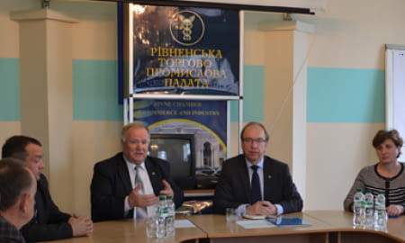 ГЕННАДІЙ ЧИЖИКОВ: «ОСНОВНИЙ ПРИНЦИП ПІДПРИЄМЦЯ МАЄ БУТИ ТАКИМ: ЯКЩО Я ЧОГОСЬ НЕ ЗНАЮ, ІДУ В ТОРГОВО-ПРОМИСЛОВУ ПАЛАТУ»