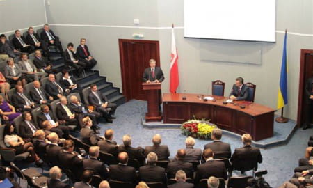 УКРАЇНА-ПОЛЬЩА - У ДЗЕРКАЛІ ТОРГОВИХ СТОСУНКІВ
