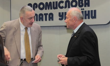 БІЗНЕС-ФОРУМ ІНІЦІЮВАЛИ БІЗНЕСМЕНИ