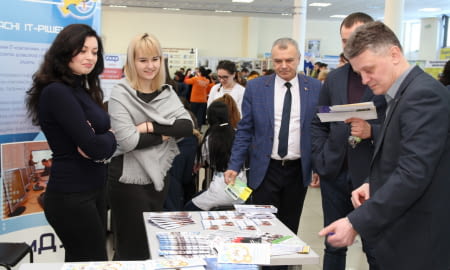 Костянтин Макаренко: Презентуючи освітній потенціал, ми дбаємо про майбутнє України